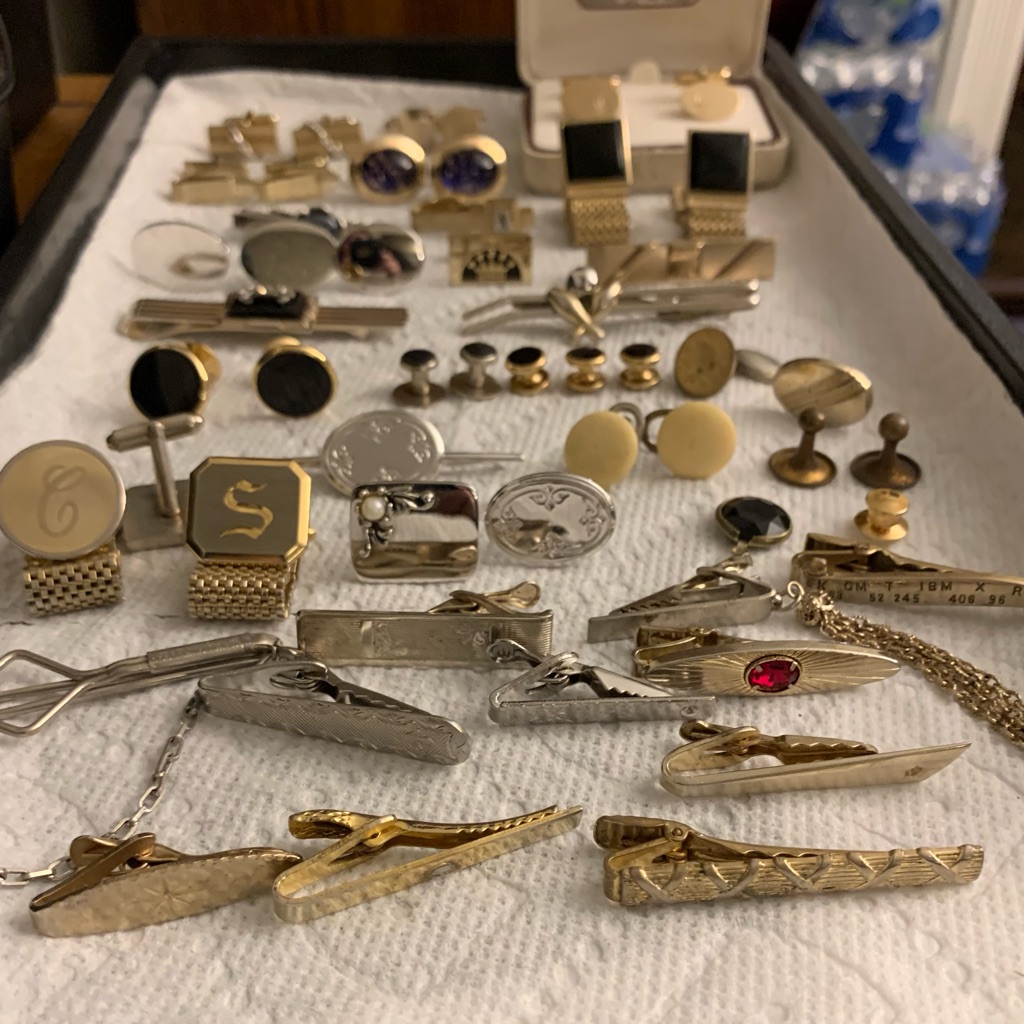 Vintage Lot Of 52 Classic Gold And Silver Cufflinks And Tie Tacksseveral Signed